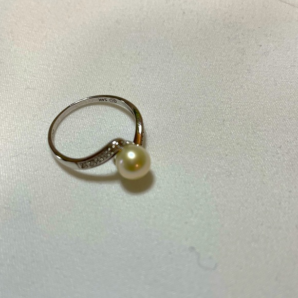 Freshwater Pearl Necklace, Ring, Bracelet, & Earrings Set - Picture 11 of 16